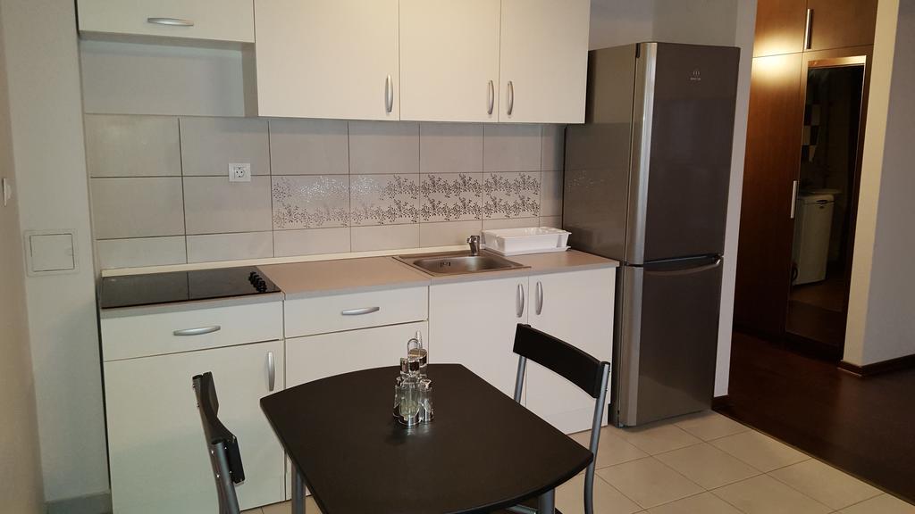 Sunlight Studio Apartment Oradea Eksteriør bilde