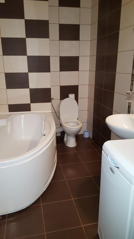 Sunlight Studio Apartment Oradea Eksteriør bilde